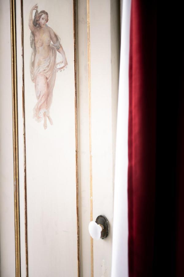 Hotel Foriart Relais Napoli Esterno foto