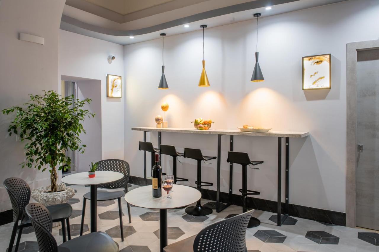 Hotel Foriart Relais Napoli Esterno foto